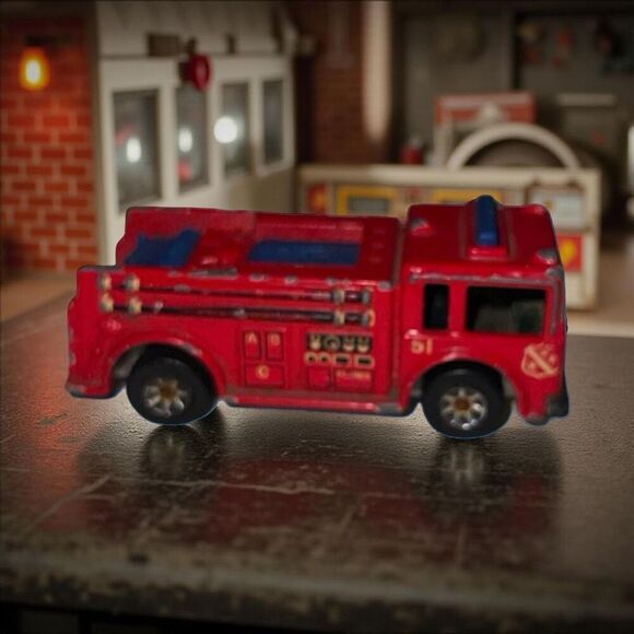 Vintage 1976 Fire Eater Fire Truck Hot Wheels Mattel Die Cast Truck 1:64 - Picture 3 of 7